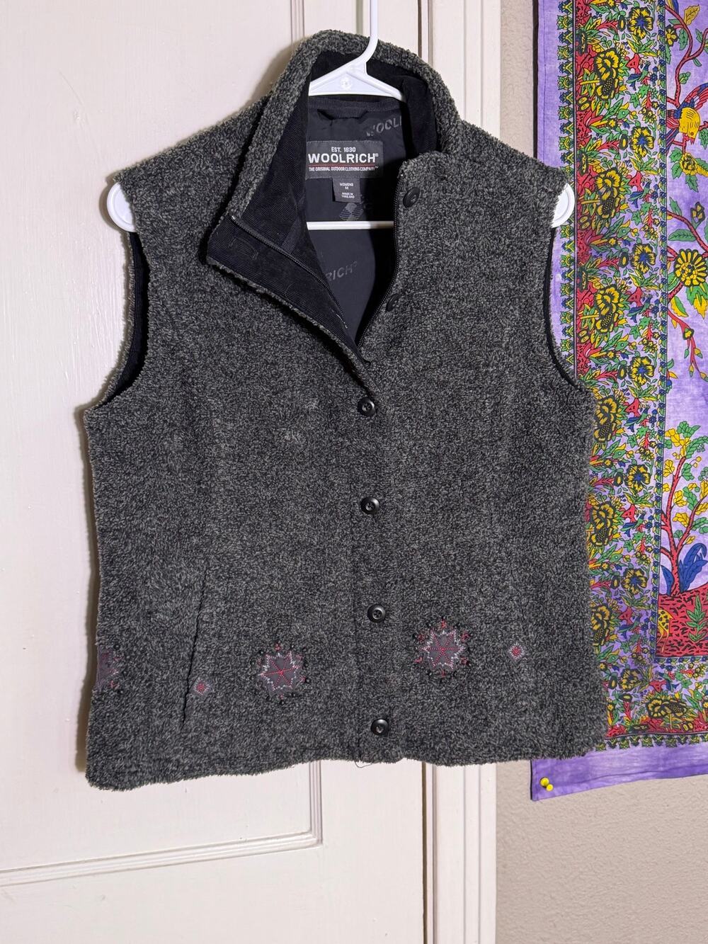 Woolrich Women's Charcoal Gray Vest Size M Button Front Outdoor Sleeveless